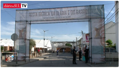 Organizada em anos alternados em São Pedro do Corval e em Salvatierra de los Barros (Espanha), a 29.ª Festa Ibérica da Olaria e do Barro já está a decorrer.