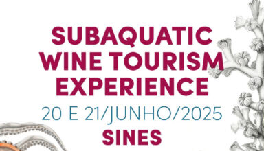 Pela primeira vez em Portugal, um evento inteiramente dedicado ao enoturismo subaquático vai juntar jornalistas, especialistas, produtores e investigadores, numa experiência sensorial e científica inédita. Organizado pela Entidade Regional de Turismo do Alentejo e Ribatejo e pela Câmara Municipal de Sines, com conceção e produção da APENO (Associação Portuguesa de Enoturismo), e com o apoio da Agência Regional de Promoção Turística do Alentejo, este evento pioneiro pretende lançar o debate e a celebração de uma nova fronteira na produção e promoção de vinhos: o envelhecimento subaquático.